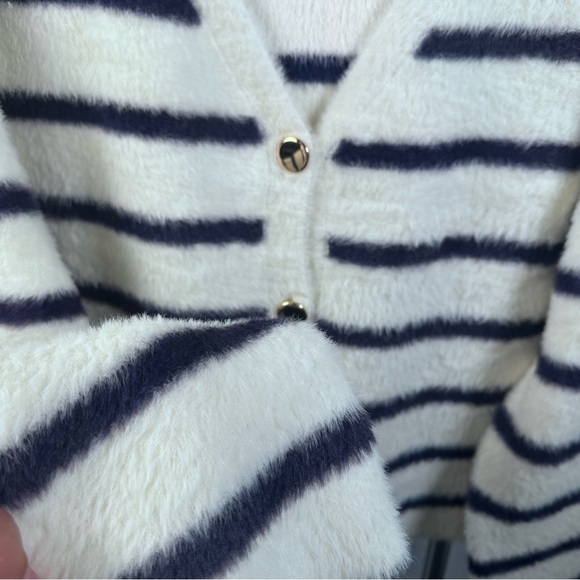 A New Day Women’s Blue/White Striped Cardigan Sweater Size L - Picture 3 of 7